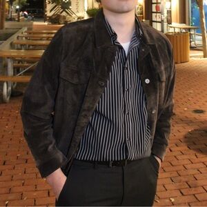 Meet your Posher, Johan